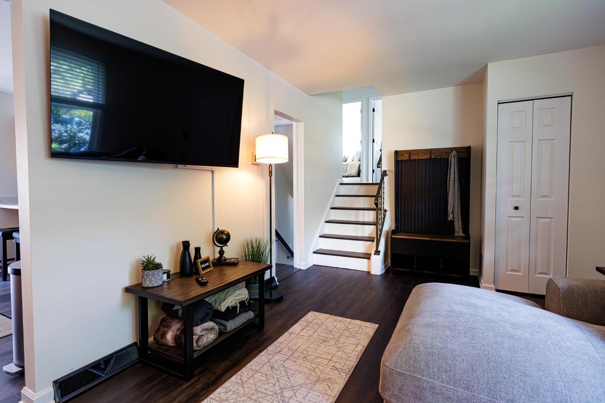The Cooper Home, Dogs Welcome! Holiday home